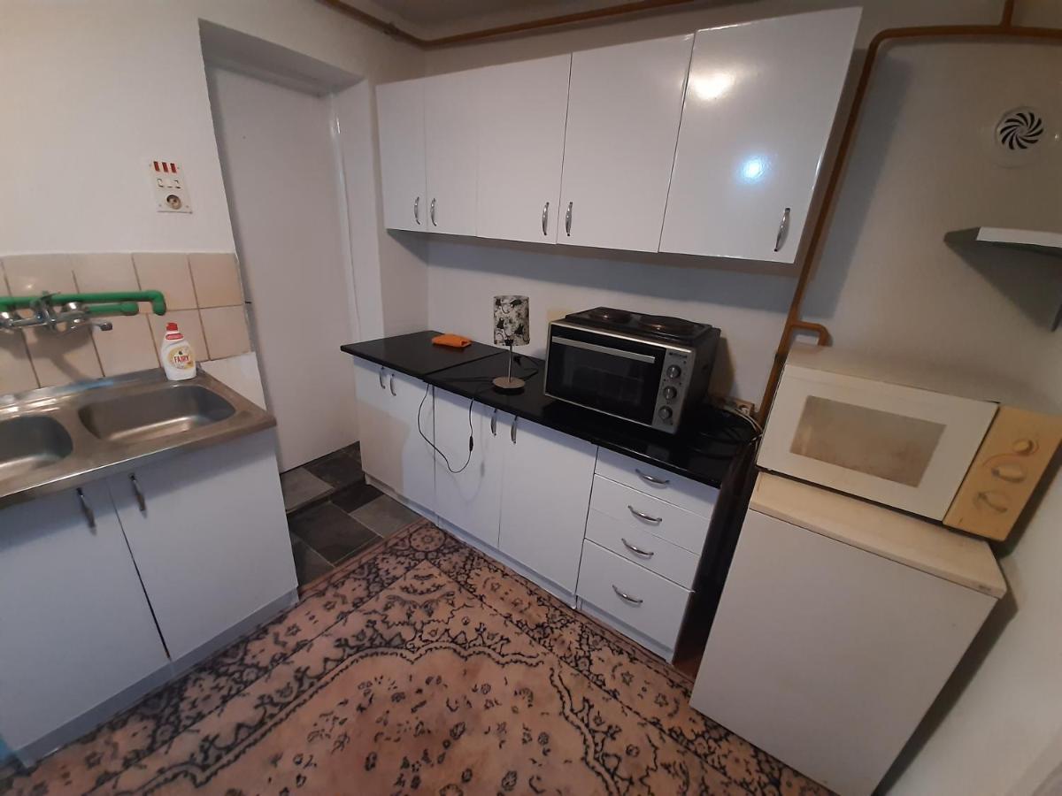 Ferienwohnung Sprat Kuce SJJ Exterior foto